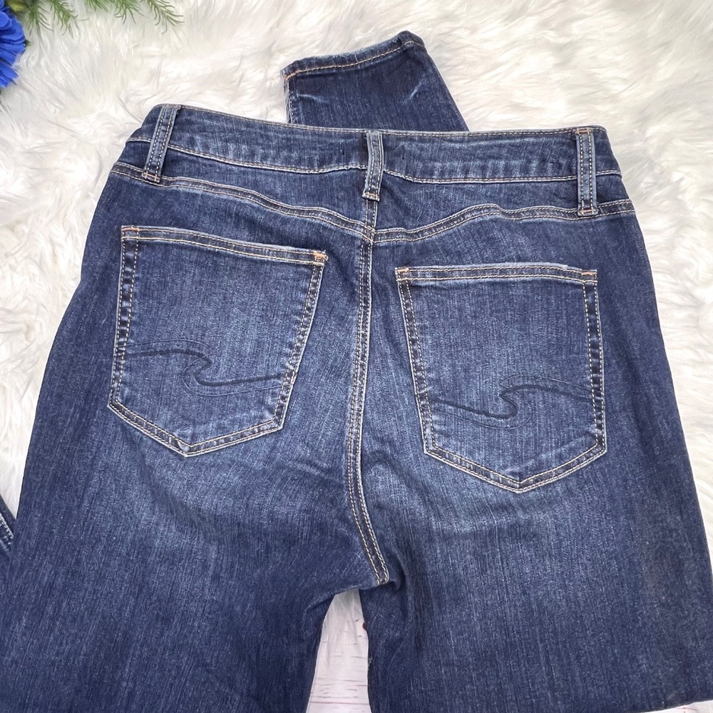 🚫👖|•SILVER JEANS•| Avery Skinny Jeans Size 31👖 - Picture 5 of 10